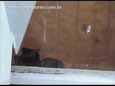 ❤️ Raġel qarn iħares lit-tfajla tiegħu ma' raġel ieħor, jirreġistra video fuck mingħajr ma jfixkel lill-koppja ❤️❌ Porn Russu lilna mt.pornobot.ru ❤