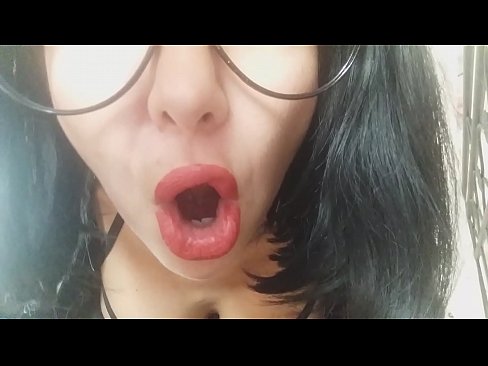 ❤️ Għasel, il-mammma tiegħek mhux se tħallik tmur l-iskola llum... Għandi bżonnek wisq... ❤️❌ Porn Russu lilna mt.pornobot.ru ❤