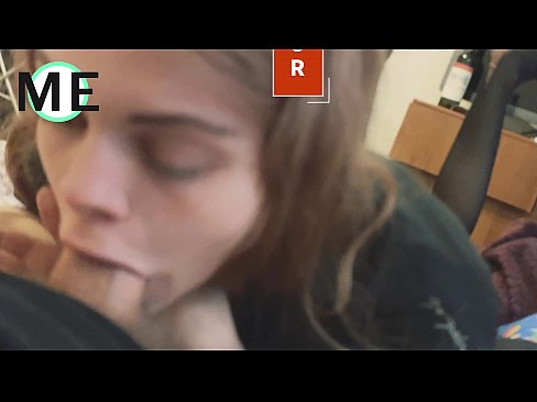 ❤️ Dick tal-gerżuma, pantyhose mqatta u tkaken imqattgħin sbieħ li jiltaqgħu ❤️❌ Porn Russu lilna mt.pornobot.ru ❤